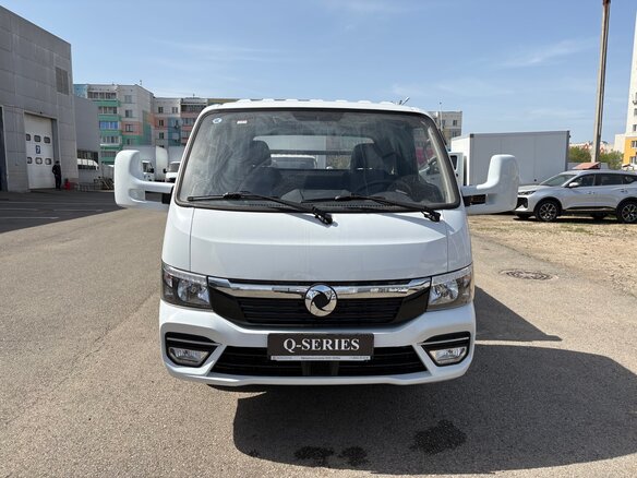 2024 Dongfeng Q35L, белый - вид 1