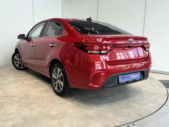 2019 Kia Rio IV, красный, 1710000 рублей - вид 5