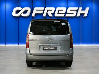 2019 Hyundai Grand Starex I Рестайлинг 2, серый, 3050000 рублей, вид 4