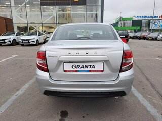 2026 Lada (ВАЗ) Granta I Рестайлинг, серебристый, 1028900 рублей, вид 4