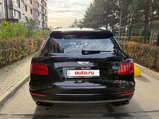 2017 Bentley Bentayga I, чёрный, 8400000 рублей, вид 4