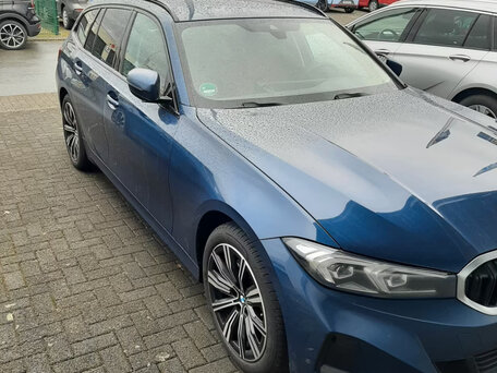 2023 BMW 3 серии 318i VII (G2x) Рестайлинг, синий, 3506180 рублей, вид 4