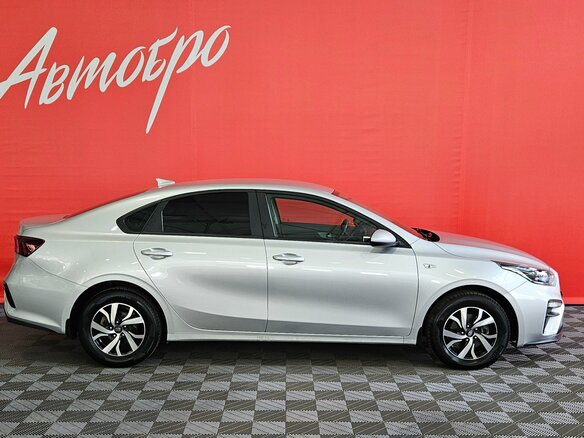 2020 Kia Cerato IV, серебристый - вид 6