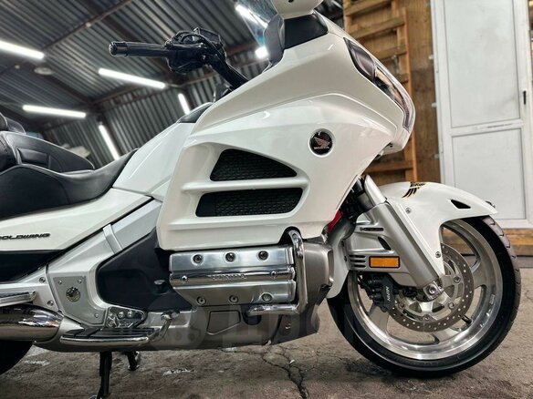 2011 Honda GL 1800 Gold Wing, белый, 1550000 рублей - вид 33