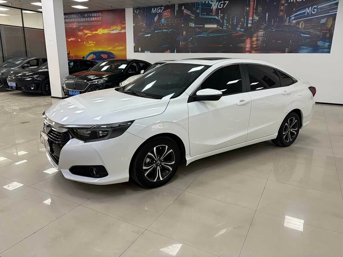 Открыть фотографии: Honda Crider II Рестайлинг