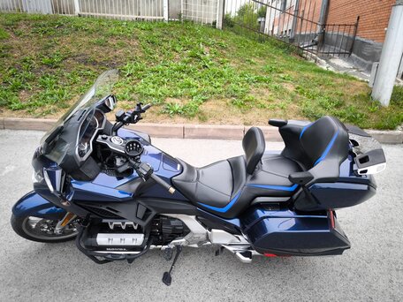 2018 Honda GL 1800 Gold Wing, синий, 1980000 рублей, вид 4