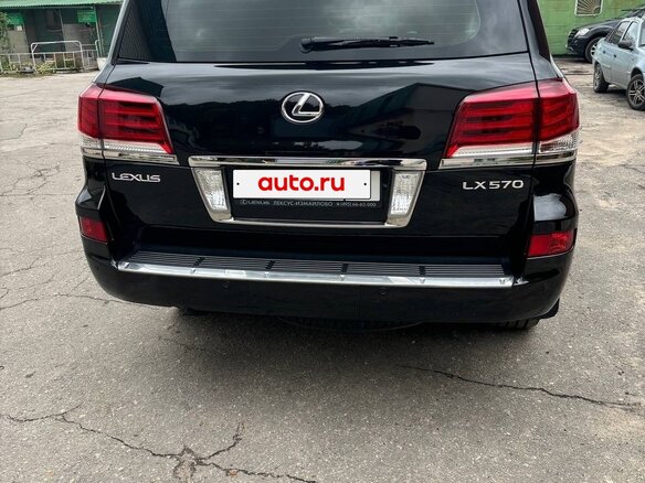 2014 Lexus LX 570 III Рестайлинг, чёрный, 4950000 рублей - вид 2