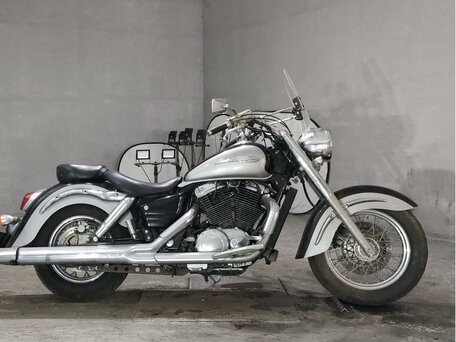 1998 Honda VT 1100, серый, 449000 рублей, вид 1