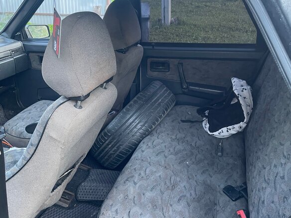 2004 Lada (ВАЗ) 21093i, серебристый, 170000 рублей - вид 9