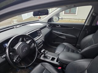 2018 Kia Sorento 6-speed III Prime Рестайлинг, серый, 2450000 рублей, вид 5