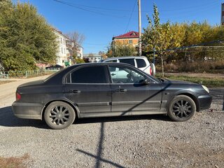 2006 Hyundai Sonata ТагАЗ IV (EF) Рестайлинг, чёрный, 370000 рублей, вид 3