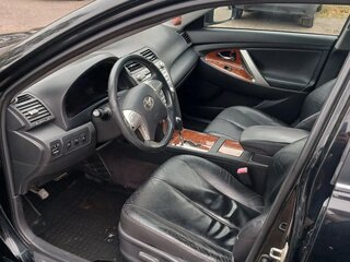 2011 Toyota Camry VI (XV40) Рестайлинг, чёрный, 900000 рублей, вид 5