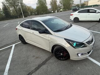 2014 Hyundai Solaris I Рестайлинг, бежевый, 950000 рублей, вид 2