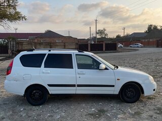 2014 Lada (ВАЗ) Priora I Рестайлинг, белый, 310000 рублей, вид 2