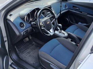 2012 Chevrolet Cruze I, серебристый, 725000 рублей, вид 5
