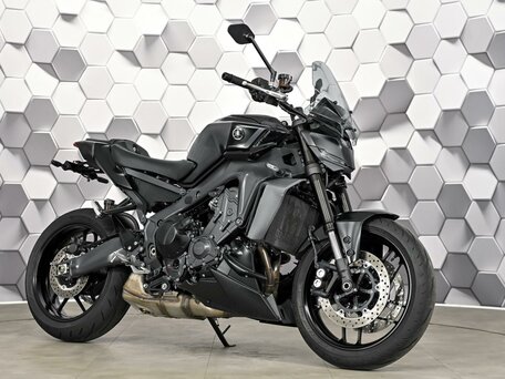 2025 Yamaha MT-09 (FZ-09), чёрный, 1277000 рублей, вид 1