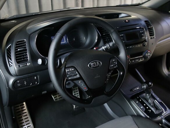 2017 Kia Cerato III Рестайлинг (Classic), чёрный, 1199000 рублей - вид 9