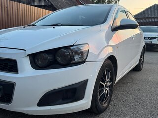 2012 Chevrolet Aveo II, белый, 810000 рублей, вид 1