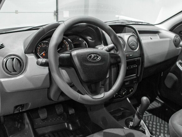 2026 Lada (ВАЗ) Largus I Рестайлинг, серебристый - вид 7