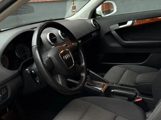 2012 Audi A3 II (8P) Рестайлинг 2, белый, 600000 рублей, вид 4
