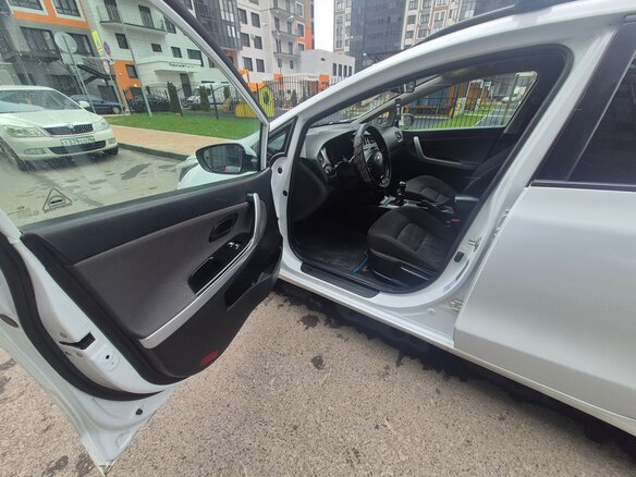 2014 Kia Ceed II, белый, 560000 рублей - вид 14