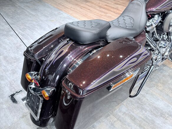 2017 Harley-Davidson Street Glide, фиолетовый, 1799000 рублей - вид 17