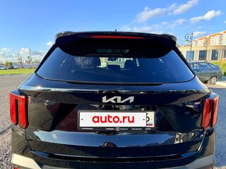 2024 Kia Sorento IV Рестайлинг, чёрный, 6300000 рублей, вид 3