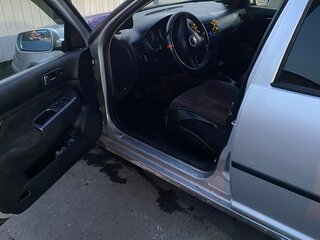2002 Volkswagen Golf IV, серебристый, 300000 рублей, вид 3