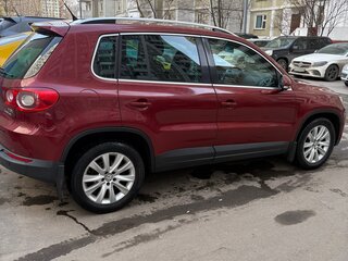 2010 Volkswagen Tiguan I, пурпурный, 920000 рублей, вид 4