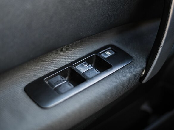 2007 Nissan Qashqai I, чёрный, 580000 рублей - вид 8