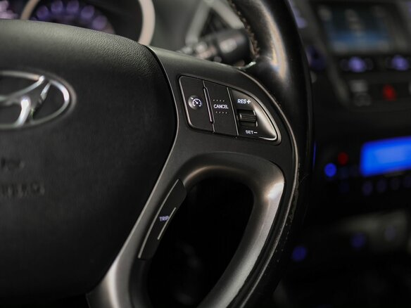 2014 Hyundai ix35 I Рестайлинг, коричневый, 1499000 рублей - вид 17