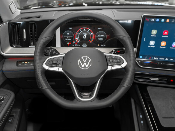2026 Volkswagen Tavendor I Рестайлинг, чёрный, 6100000 рублей - вид 10