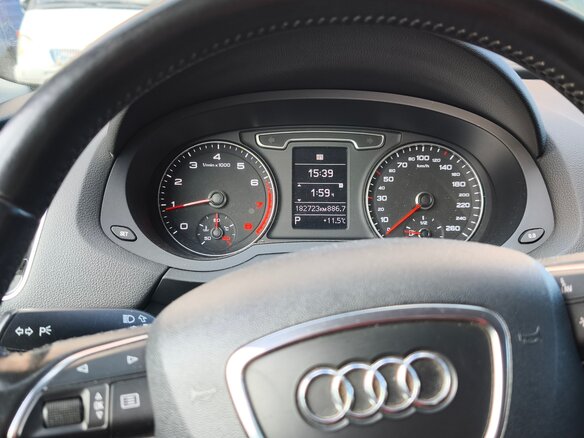 2012 Audi Q3 I (8U), оранжевый, 1310000 рублей - вид 6