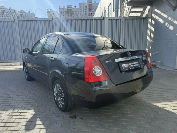 2010 Vortex Estina I, чёрный, 299000 рублей - вид 5