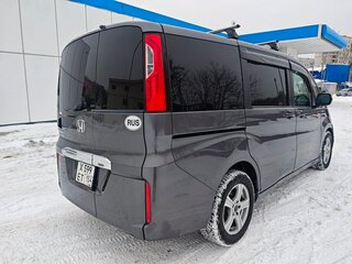 2015 Honda Stepwgn V, серый, 1700000 рублей, вид 5