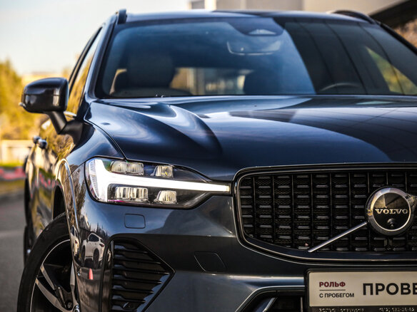 2021 Volvo XC60 II Рестайлинг, синий, 4399000 рублей - вид 1