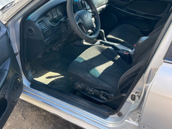 2009 Hyundai Sonata ТагАЗ IV (EF) Рестайлинг, серебристый, 320000 рублей - вид 5