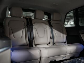 2025 Mercedes-Benz V-Класс Extra Long 300 d экстра длинный III (W447) Рестайлинг 2, чёрный, 18700000 рублей, вид 3
