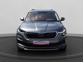 2023 Skoda Kodiaq I Рестайлинг, серебристый, 3470000 рублей, вид 2