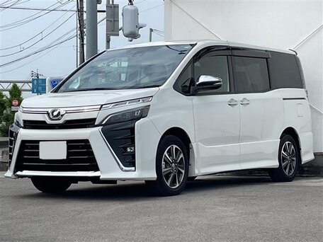 Toyota Voxy III (R80) Рестайлинг