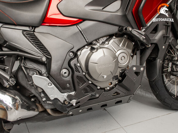 2017 Honda VFR 1200, красный, 862528 рублей - вид 13