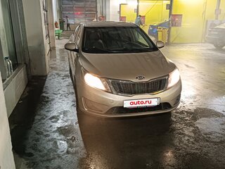2014 Kia Rio III, бежевый, 600000 рублей, вид 2