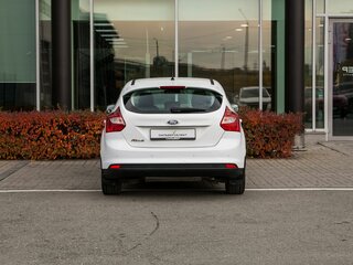 2013 Ford Focus III, белый, 820000 рублей, вид 4