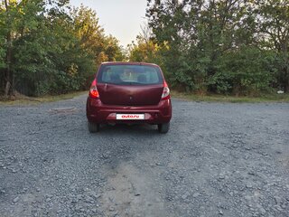 2010 Renault Sandero I, красный, 400000 рублей, вид 3