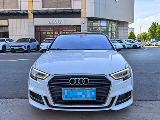 2019 Audi A3 III (8V) Рестайлинг, белый, 1510000 рублей, вид 2