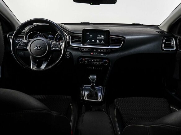 2019 Kia Ceed III, коричневый, 1679000 рублей - вид 15