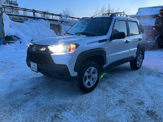 2025 Lada (ВАЗ) Niva Travel I, серебристый, 1425000 рублей, вид 1