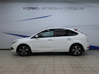 2011 Ford Focus II Рестайлинг, белый, 549000 рублей, вид 2