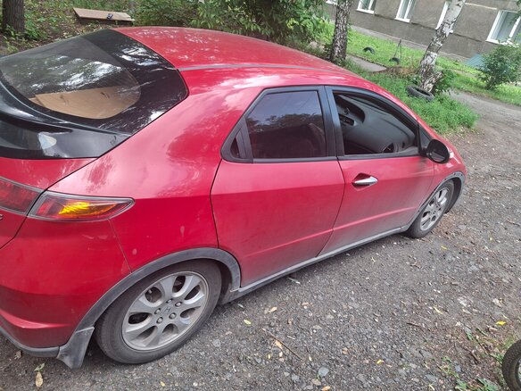 2007 Honda Civic VIII, красный, 480000 рублей - вид 3