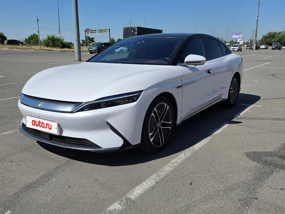 2021 BYD Han EV Extended Range I, белый, 3500000 рублей - вид 1